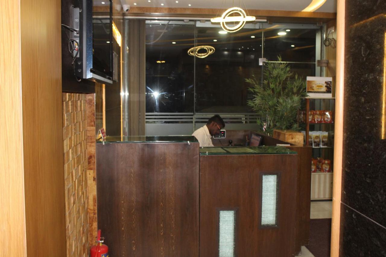 The Lotus Boutique Hotel จิกมากาลูร์ ภายนอก รูปภาพ